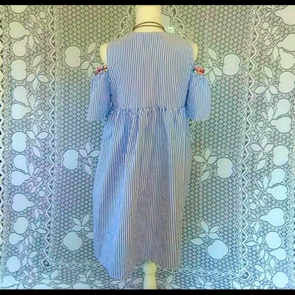 Gifted Fiesta & Gingham Dress - Picture 5 of 6